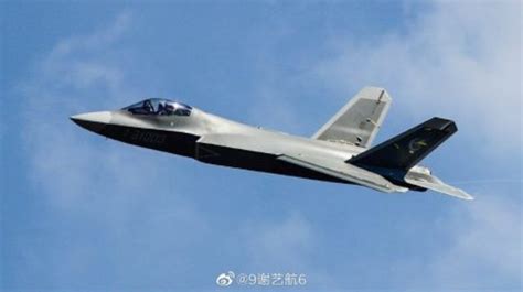 Prototype Chinese J-31 Carrier-Launched 5th-Gen Stealth Fighter Built to Challenge US Navy F-35C ...