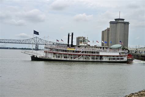 Sternwheeler Leaving the Dock on the Mississippi River Stock Image ...