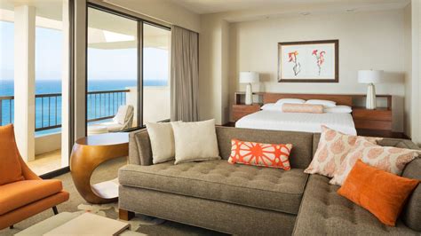 Maui Hotel Rooms and Suites on Ka'anapali Beach | Hyatt Regency Maui ...