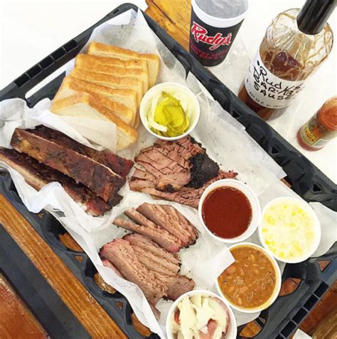 19 Of The Best BBQ Places In Texas That'll Make Your Mouth Water | Bbq recipes, Bbq places, Best bbq