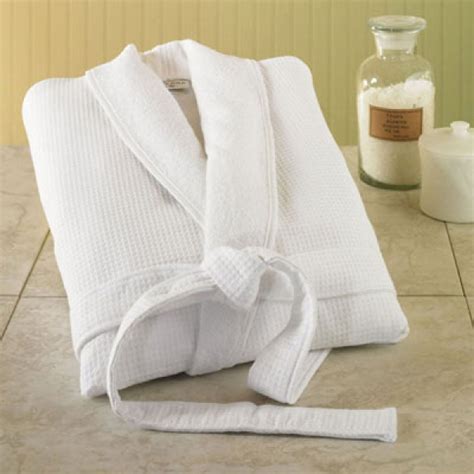 5 Types of Robes to Keep Your Guests Comfortable - InnStyle- Hospitality Products at Wholesale ...