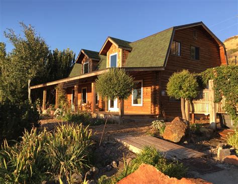 14 Best Cabin Rentals in Idaho for 2023 (with Photos) – Trips To Discover