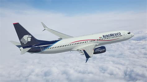 Aeromexico Flight 18 aborts take-off from LAX to Mexico - ABC7 Los Angeles