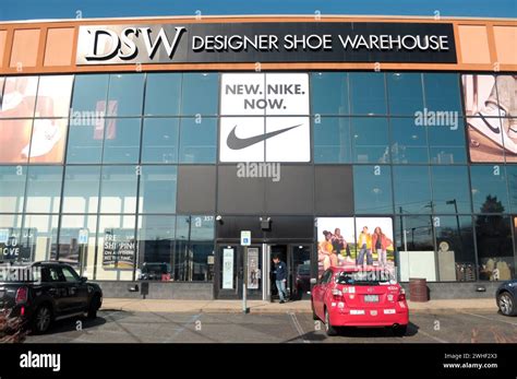 Dsw logos hi-res stock photography and images - Alamy