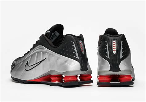 Nike Shox R4 BV1111-100 + BV1111-008 Store List | SneakerNews.com