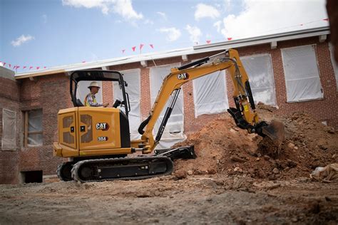 CAT launches 304 & 305 CR mini excavators, completes next-gen range