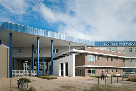 Pfluger Architects Southside High School Lafayette Louisiana Exterior Facade and Main Entrance ...