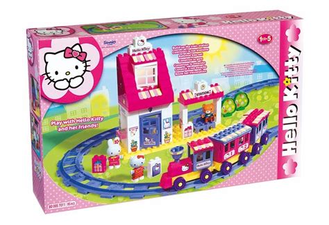 Brickstoy: Hello Kitty 50th Anniversary! Congratulations!