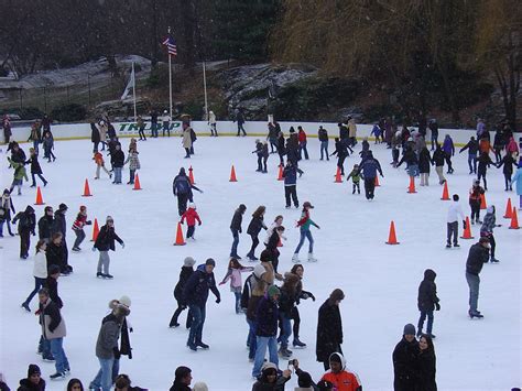 Ice skating in Central Park, NYC - 2024 | Traveler Lifes