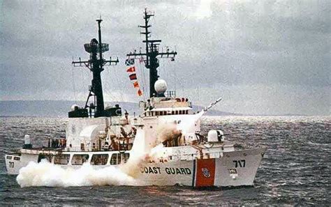 USCGC Mellon test firing Harpoon missile in 1990[821 x 515] : r/WarshipPorn