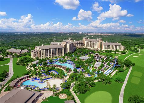 Best hotels with water parks: Two Texas resorts make list