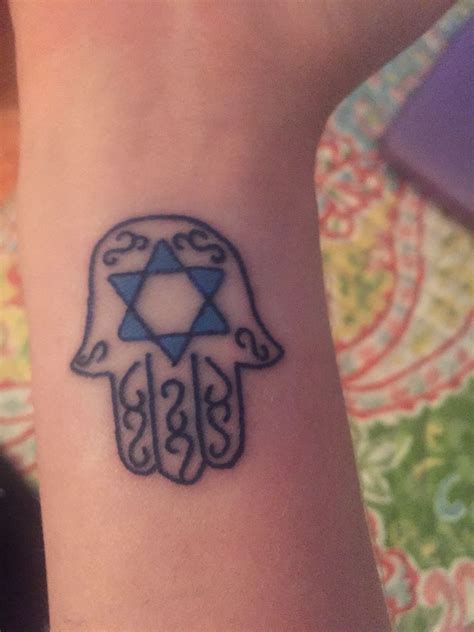 Hamsa with Star of David | Jewish tattoo, Tattoos, Star of david tattoo