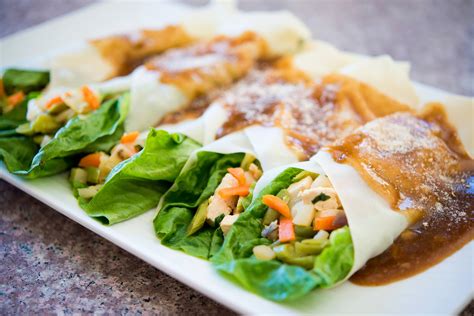 Easy Fresh Lumpia Recipe | Recipedia