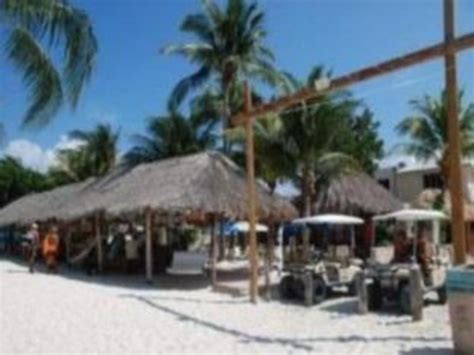 Best Price on Cabanas Maria Del Mar Hotel in Cancun + Reviews!