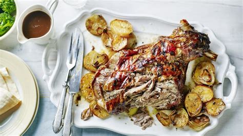 Roast Lamb Shoulder and Potatoes | Cooking and Recipes | Before It's News