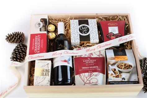 Xmas wine and dine - Luxury Blooms & Hampers