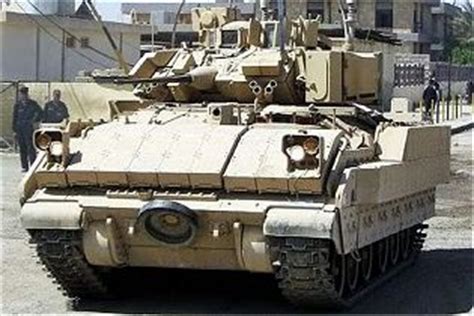 Bradley M2A3 IFV armoured infantry fighting vehicle pictures