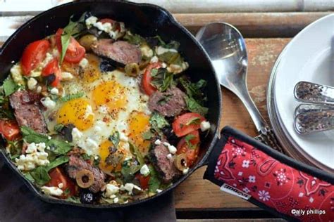 bacon dripping skillet steak eggs | bacon dripping eggs | steak and eggs