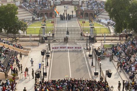 The Attari Wagah border editorial photo. Image of ceremony - 251760611