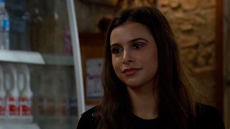 Emmerdale spoilers: Leanna dead as Meena prepares to silence her in shock twist? – Metro.co.uk ...