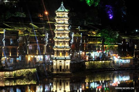 Picturesque Night View of Fenghuang Ancient Town in China's Hunan ...