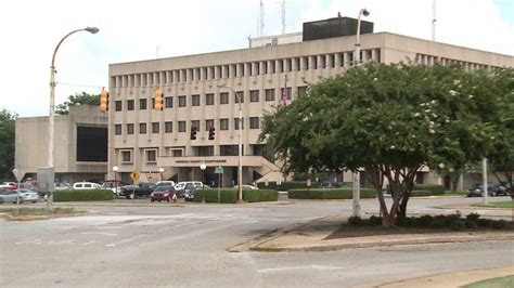 Morgan County Courthouse open Saturday for absentee voting | WHNT.com