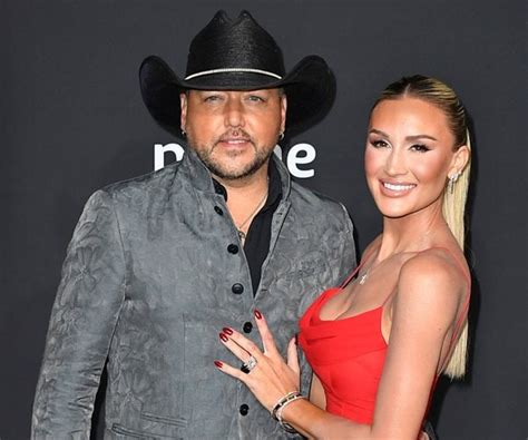 Jason Aldean's Wife Defends Song Amid Backlash | Newsmax.com