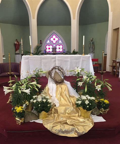 2017 Easter | Catholic church easter decorations, Church altar ...