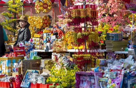 Orchids promise good fortune at the Flower Festival in Little Saigon ...