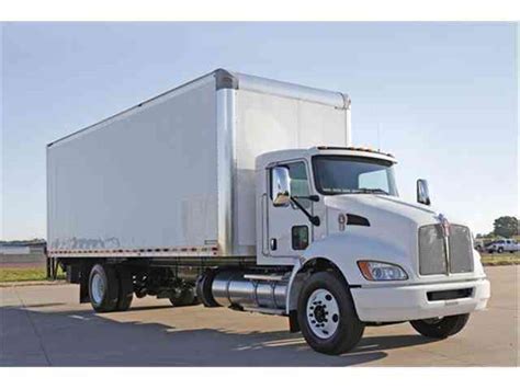 Kenworth T370 (2017) : Van / Box Trucks