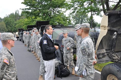 New York Gov. Cuomo mobilizes almost 2,000 National Guard Soldiers, Airmen > National Guard ...