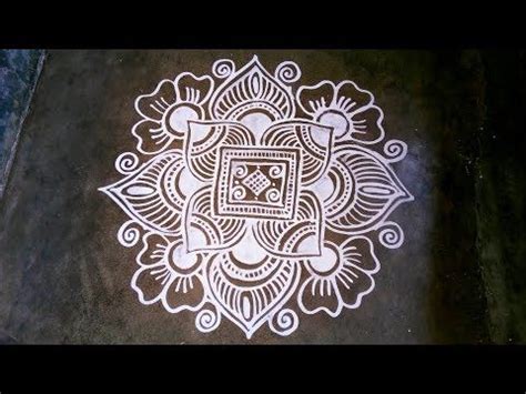 (2156) Simple Alpana Design For Laxmi Puja || Kolam, Muggulu Design - YouTube | Disenos de unas