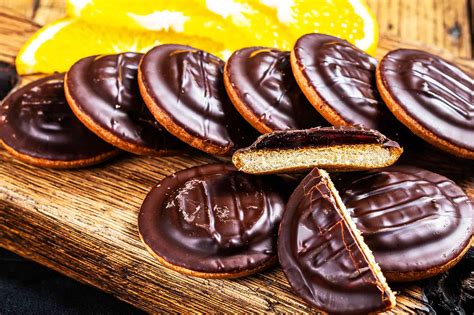 Homemade Jaffa Cakes Recipe - How To Make Recipes