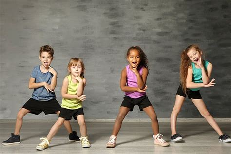 Aerobics For Kids: 10 Benefits And 15 Exercises | Aerobics, Aerobics workout, Exercise for kids