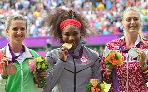 Olympic Flashback: Serena steamrolls to Golden Slam in London | Tennis.com