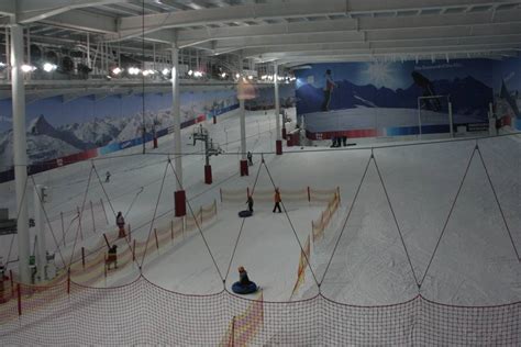 Indoor ski area The Snow Centre – Hemel Hempstead - Skiing The Snow Centre – Hemel Hempstead