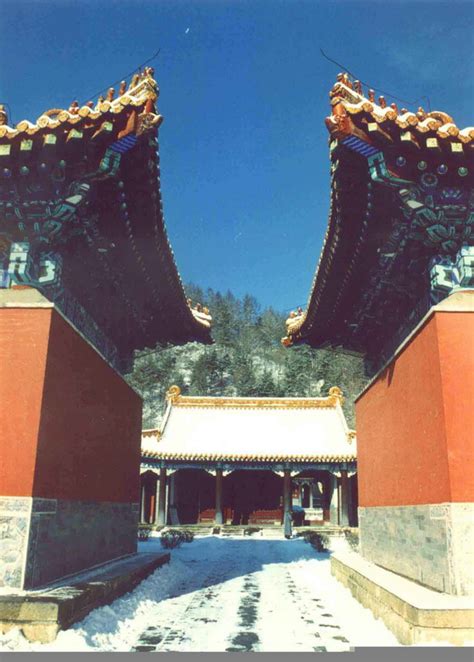 Yongling Mausoleum in Fushun