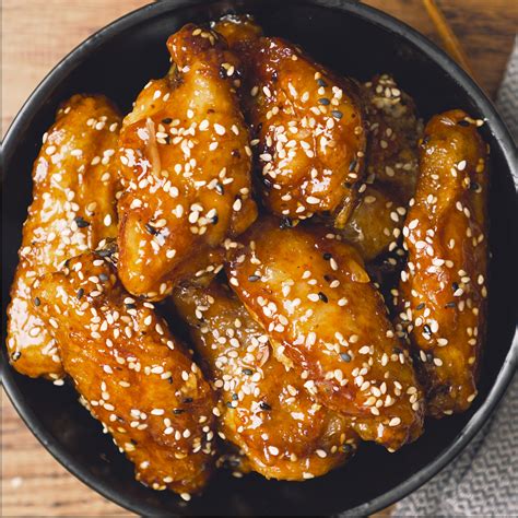 Honey Garlic Chicken Wings | Khin's Kitchen