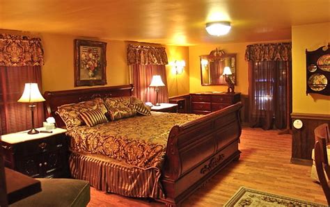 Inviting room. | Grandview Lodge Bed & Breakfast. | Susie Blackmon | Flickr