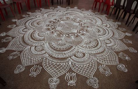 25 Beautiful Pongal Kolam and Pongal Rangoli Designs | Read full article: http://webneel.com ...