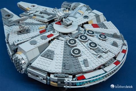 LEGO Star Wars 75257 Millennium Falcon Review-29 | The Brothers Brick | The Brothers Brick