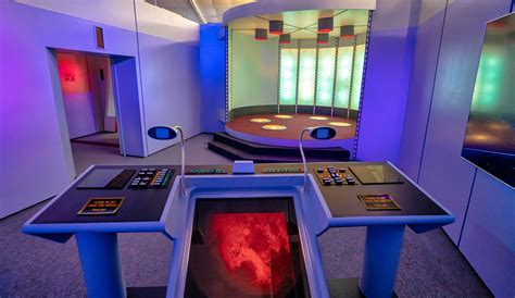 Transporter Room USS Enterprise | Wonderful Star Trek Origin… | Flickr