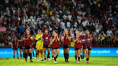 Spain’s women’s players want to focus on soccer again as Hermoso rejoins national team