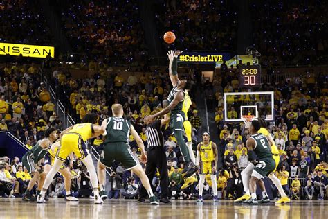 Michigan Wolverines at Michigan State Spartans College Basketball Preview: Doomsday - Maize n Brew