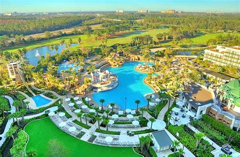 11 Best Waterpark Hotels in Florida (for 2024)