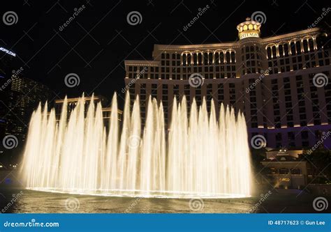 Bellagio Hotel Fountain Show, Las Vegas Editorial Stock Photo - Image ...