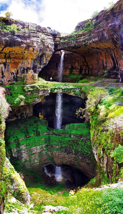 Mail2Day: Baatara Gorge Waterfall | Cave of the Three Bridges (9 pics)