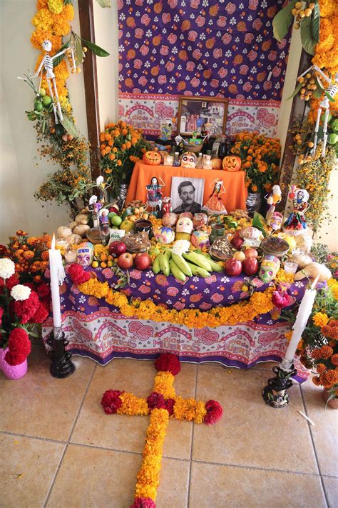 Dia de los Muertos – Death’s Joyful Mourning - A City A Month