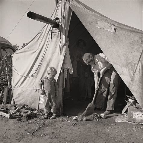 Heartbreaking Dust Bowl’s photographs taken by Dorothea Lange during the 1930s - Rare Historical ...