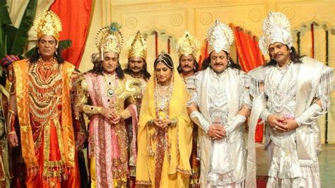 Mahabharat: From Juhi Chawla being offered Draupadi’s role to Nitish ...